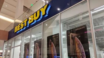 Best Stocks, Crypto, and ETFs to Watch – Deere and Co., Zoom, BTC in Focus