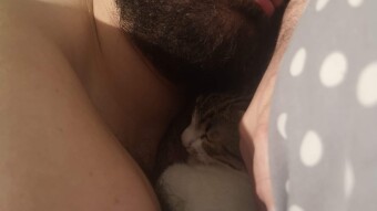 LOCOstories #38 how cute is he when sleep under my hug ???
