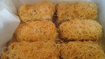 Greece - Food & Drinks - Sweets: Kantaifi.