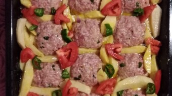Foodbook #768 Roasted Meatball Burgers and Potatoes