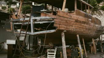The Ship of Theseus and identity