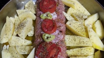 Foodbook #625 Stuffed meatloaf with potatoes