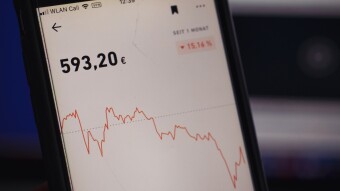 Should you HODL or TRADE your coins?