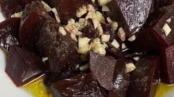 Foodbook #1042 beets with olive oil and garlic