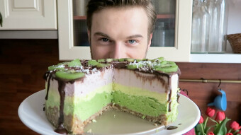 BAKING WITH TANBAY: No-Bake Lemon Lime Strawberry Cheesecake 🍰