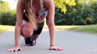 Here is how to get your cardio at home. In 4 minutes!