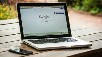 The week on the crypto space: YouTube Videos Removal and Metamask Banned at Play Store.