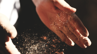 Dusting attacks: the dirty side of dust