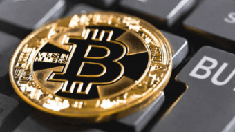 BTC on the brink: Will history repeat as market sentiment shifts?