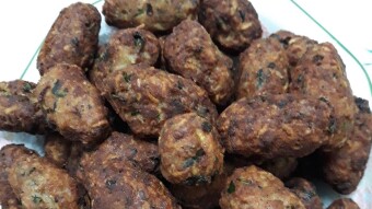 Foodbook #478 classic Greek meetballs