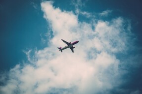 A Guide to Travelling & Working Online