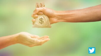 10 Legit free crypto giveaway Twitter accounts to follow