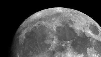 "To the moon" - a blockchain game platform with education elements