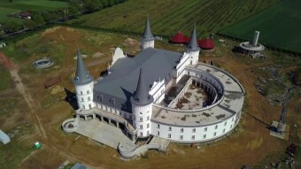I'll build myself a castle, and who will forbid the rich? - the village of Katarzynin