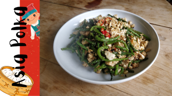 Four Season Beans with Tofu Crumble