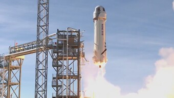 Blue Origin Beating SpaceX?!? Yes it Might Just Happen!