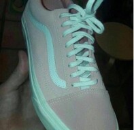 Left-brained or Right-Brained? What color do you see?