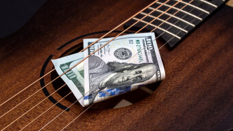 Effective Methods That Can Make A Musician Earn Money Online
