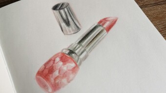 Drawing a Red Lipstick