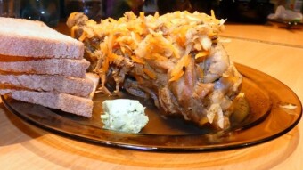 Roast turkey meat with vegetables and wasabi paste