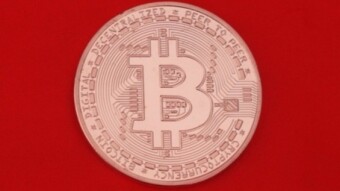 Bitcoiners are HODLing BTC from Exchanges to wallets where they are HOLDing the keys