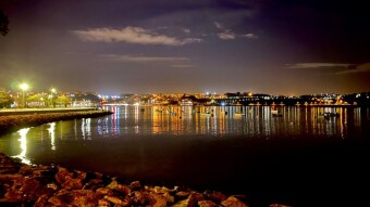 Trip Portugal - A dinner in Porto with view to the river