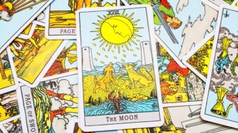 "The Moon" Tarot Card - Why Do I Keep Seeing This?