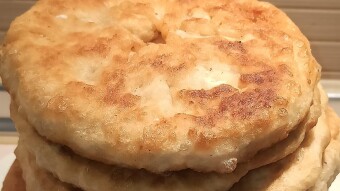 Foodbook #778 fry bread with feta cheese
