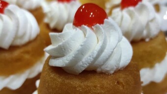 Foodbook #447 Rum Baba