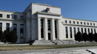 US Federal Reserve Governor warns the Crypto Investors