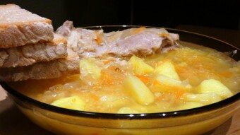 Cabbage soup on pork ribs - strength in simplicity - the best soup for a hangover
