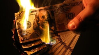 The Birth of Defi  : The Death of the Fiat