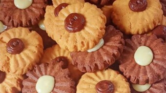 Foodbook #1189 colorful homemade biscuits