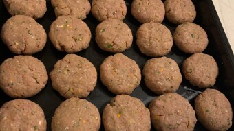 Foodbook #835 Greek burger patties
