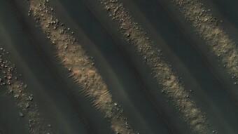 Dunes of Mars and Titan, links