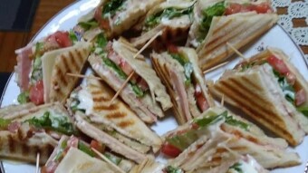 Foodbook #595 homemade club sandwich