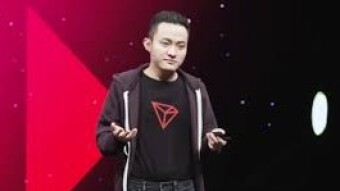 How many Tokens should Justin Sun own?