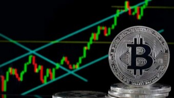 Bitcoin ends 2020 first quarter 10% down amidst covid-19 pandemic