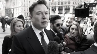 Why The Man Suing Elon Musk for his Dogecoin Losses is a MORON...