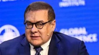"Bitcoin Could Fall To $8,000" Says Guggenheim's CIO.