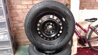 2001 Mercedes C-Class - Wheels & Tyres
