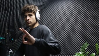 Rapping parts in my booth!