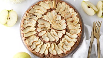 Apple pie with no added sugar