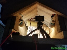 Setting up my actioncam inside the bee house