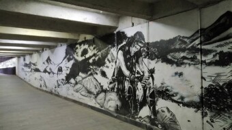 Tbilisi - Kartlis Dedai, Georgia's turbulent history on murals