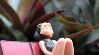 A Girl in a Garden #Macrophotography