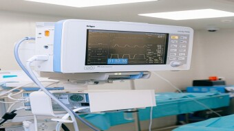 Google Research And DeepMind Create AI Medical Chatbot That Can Generate Safe And Helpful Answers!