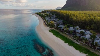 Japanese Ship Leaking Oil off Mauritius Splits Apart