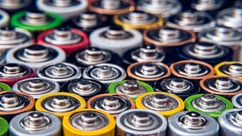 [NFT GIVEAWAY] Daily use of cadmium with rechargeable batteries - The Periodic Elements NFT