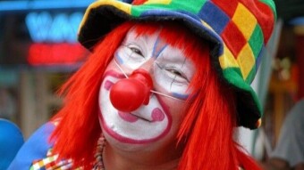 Origen de la expresión "ya te cargó el payaso" / Origin of the expression "the clown already got you"